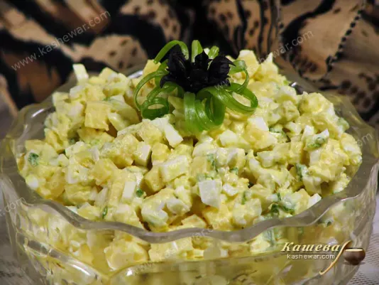Салат із сиру, яєць та зеленої цибулі - рецепт з фото, салати