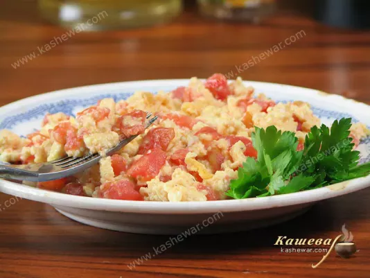 Яєчня з помідорами – рецепт з фото, турецька кухня