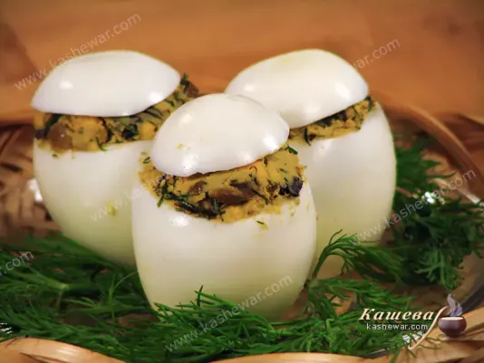 Яйця, фаршировані грибами – рецепт з фото, білоруська кухня