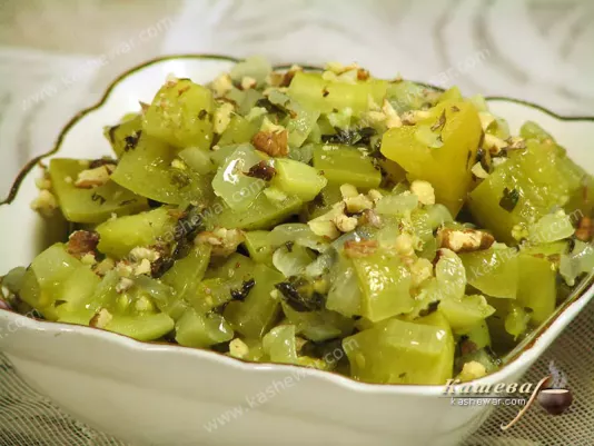 Салат із зелених помідорів на зиму – фото, грузинська кухня