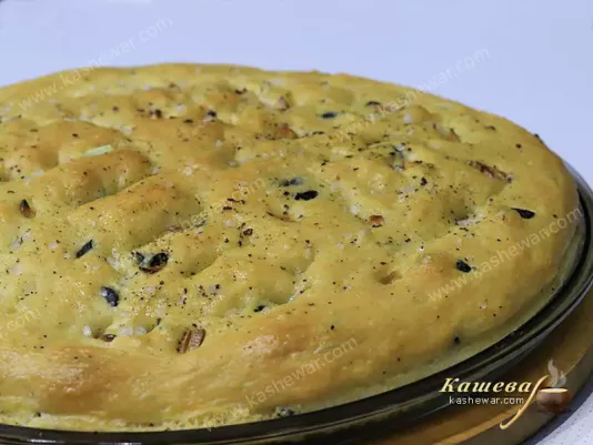 Фокачча з оливками та часником – рецепт з фото, італійська кухня