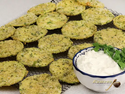 Хрумкі чіпси з кабачків та зелені – рецепт з фото, французька кухня