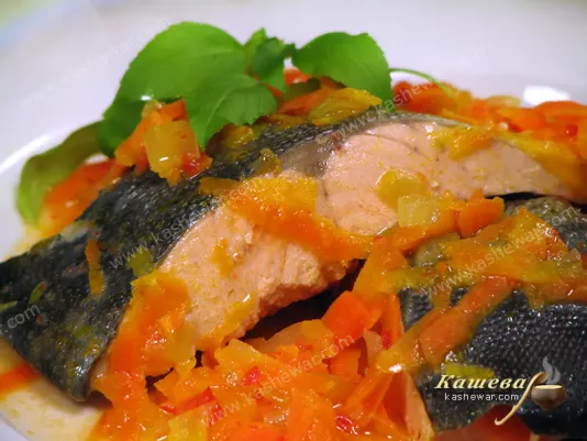 Червона риба з овочами – рецепт з фото, вірменська кухня