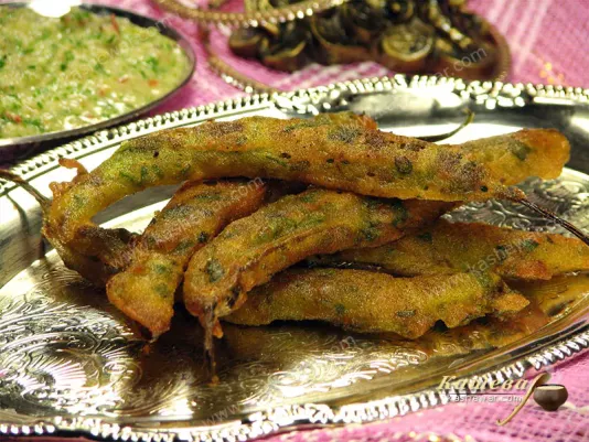 Гострий перець у гороховому клярі (бхаджі з гострого перцю) – рецепт з фото, індійська кухня