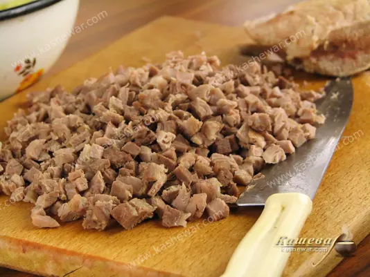 Finely chopped boiled meat