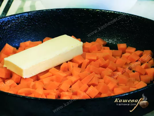 Carrots in a skillet with butter