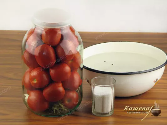Brine for tomatoes
