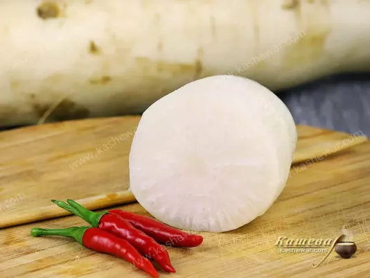 Daikon and hot pepper
