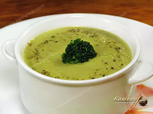 Суп-пюре з горошку та броколі – рецепт з фото, болгарська кухня