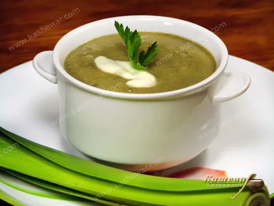 Суп-пюре із щавлю та цибулі-порею - рецепт з фото, англійська кухня