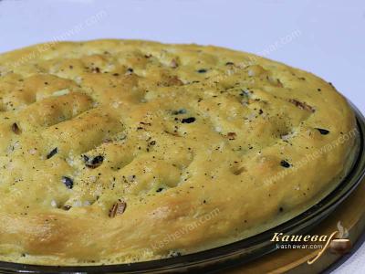 Focaccia with Olives and Garlic