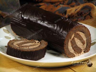 Шоколадный рулет с шоколадно-масляным кремом – рецепт с фото, кондитерское изделие