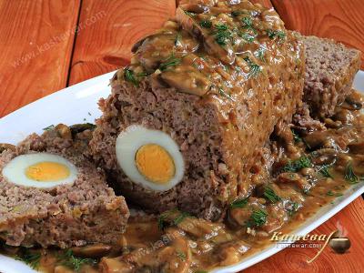 Minced Meat Roll Stuffed with Eggs