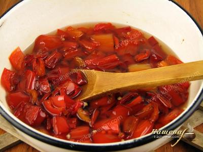Cook chili jam for 1 hour