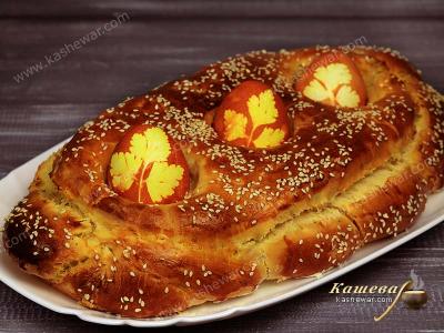 Greek Easter sweet bread – Tsoureki