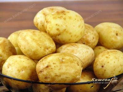 Peeled new potatoes