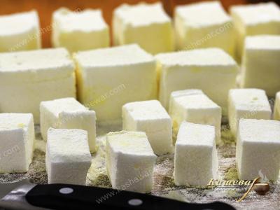 Marshmallow cubes
