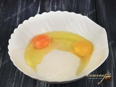 Eggs with sugar