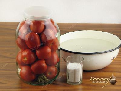 Brine for tomatoes