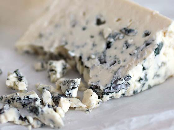 Сыр с плесенью – ингредиент рецептов