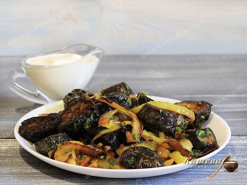 Eggplant with bell peppers – recipe with photo, Indian cuisine