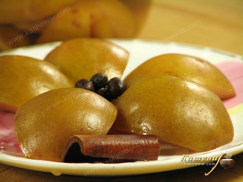 Pickled Pears – recipe with photo, Moldavian cuisine